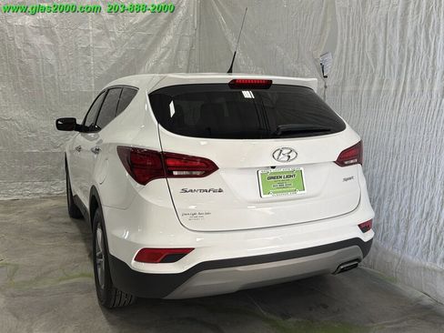 Used 2018 Hyundai Santa Fe Sport FWD image 29