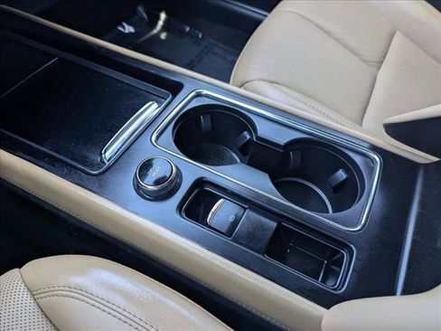 Used 2023 Lincoln Corsair Reserve FWD image 12