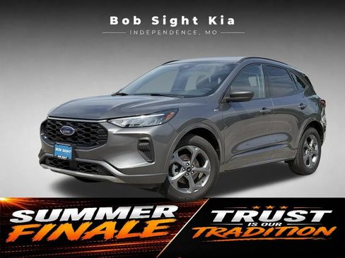 Used 2023 Ford Escape ST-Line AWD/4WD image 1