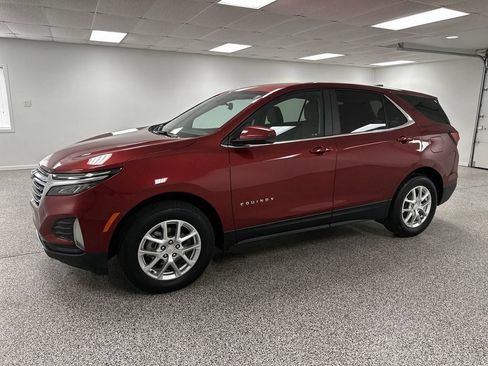 Used 2024 Chevrolet Equinox LT AWD/4WD image 4