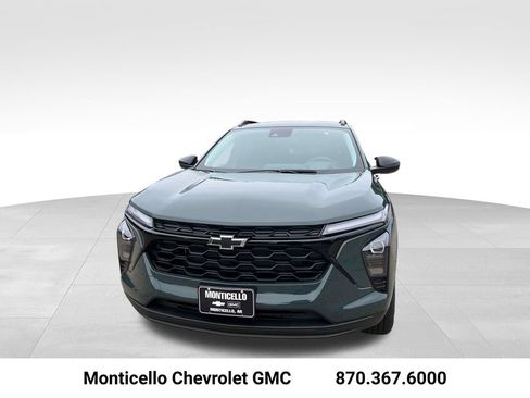 New 2026 Chevrolet Trax LT w/ Driver Confidence Package FWD image 8