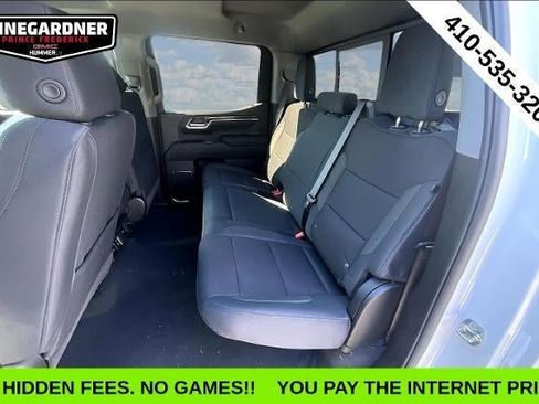 New 2026 GMC Sierra 1500 SLE w/ Preferred Package AWD/4WD image 8