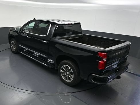Used 2023 Chevrolet Silverado 1500 High Country w/ Technology Package RWD image 17