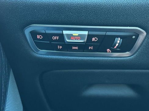 Used 2021 BMW X7 xDrive40i w/ M Sport Package image 33