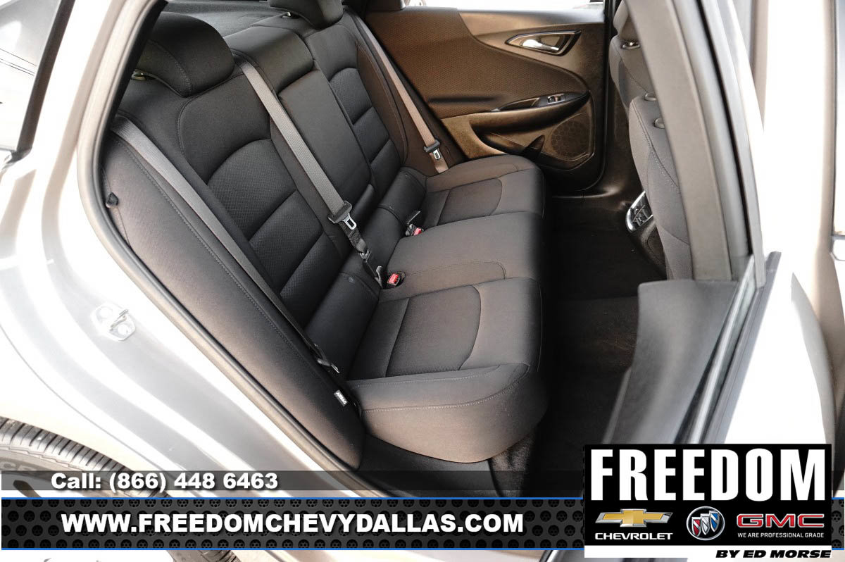 Used 2025 Chevrolet Malibu LT FWD image 11