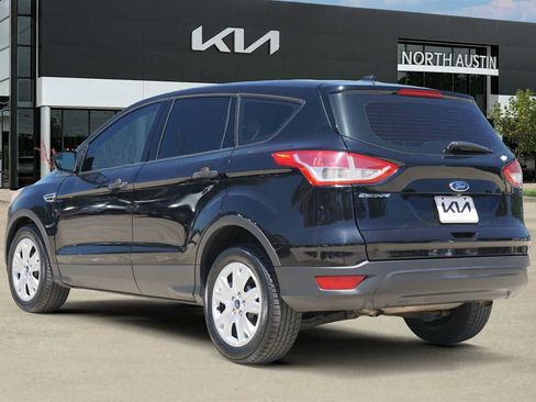 Used 2016 Ford Escape S FWD image 4