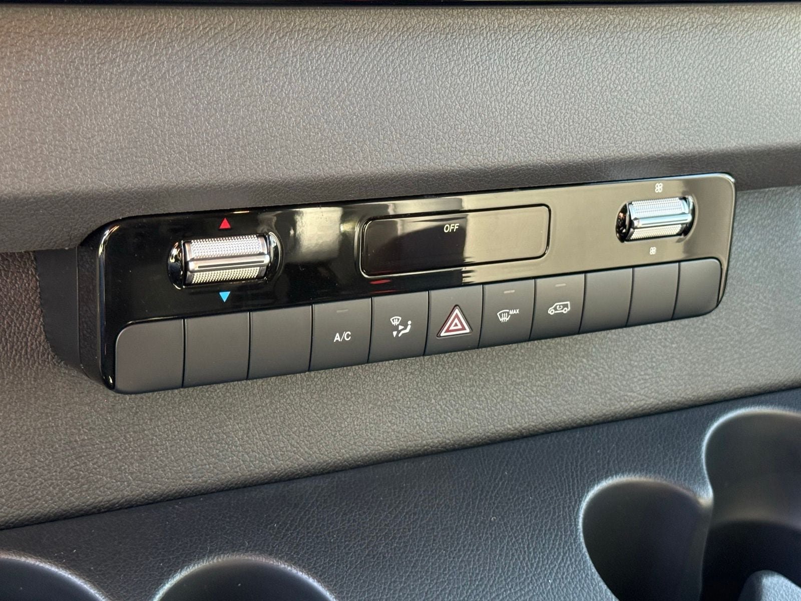New 2026 Mercedes-Benz Sprinter 2500 image 28