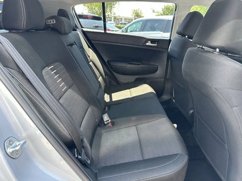 Used 2020 Kia Sportage LX w/ LX Popular Package AWD/4WD image 15