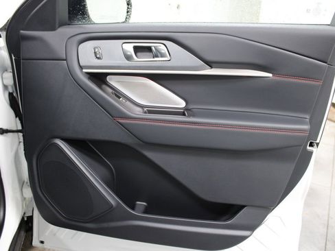 New 2026 Ford Explorer ST w/ Sun And Sound Package image 39