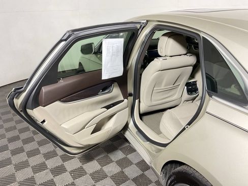 Used 2014 Cadillac XTS Premium FWD image 34