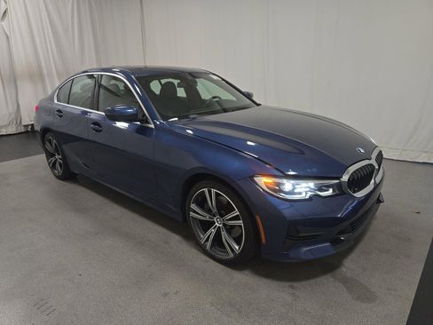 Used 2021 BMW 330i Sedan w/ Convenience Package image 2