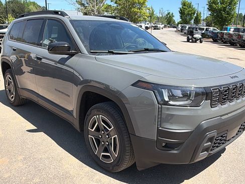 Used 2026 Jeep Cherokee Limited AWD/4WD image 5