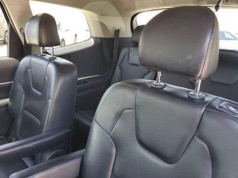 Used 2022 Kia Telluride S FWD image 10