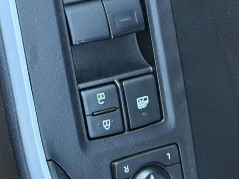 Certified 2025 Toyota RAV4 LE FWD image 25
