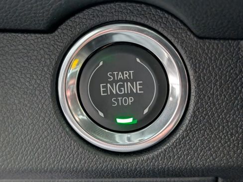 New 2026 Chevrolet Traverse LT image 28