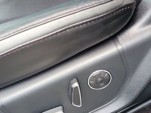 Used 2020 Ford F150 Platinum image 13