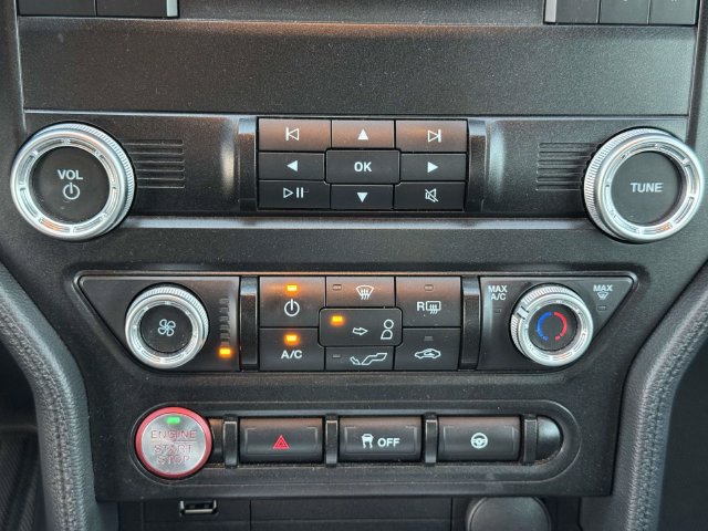 Used 2022 Ford Mustang Coupe RWD image 33