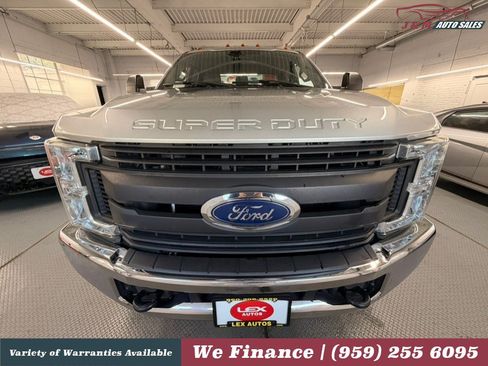 Used 2017 Ford F350 XL AWD/4WD image 3