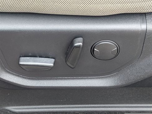 Used 2019 Ford F150 XLT w/ Equipment Group 302A Luxury image 21