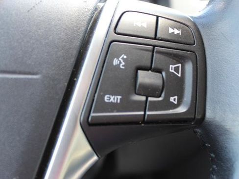 Used 2017 Volvo S60 T5 Dynamic FWD image 13