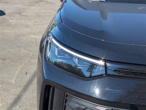 New 2026 Volkswagen Tiguan S image 10