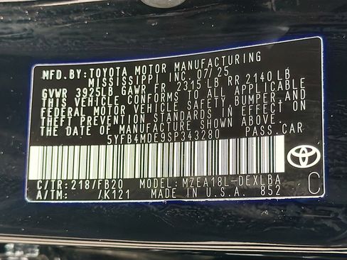 Used 2025 Toyota Corolla LE w/ Convenience Package image 41