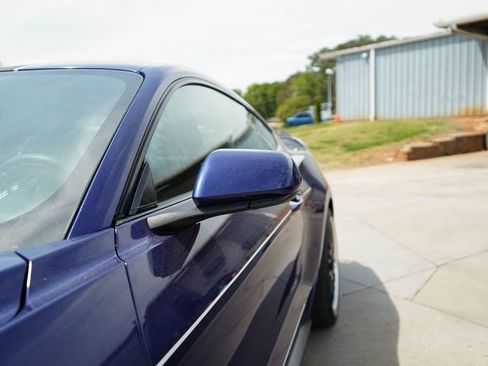Used 2015 Ford Mustang Coupe RWD image 16