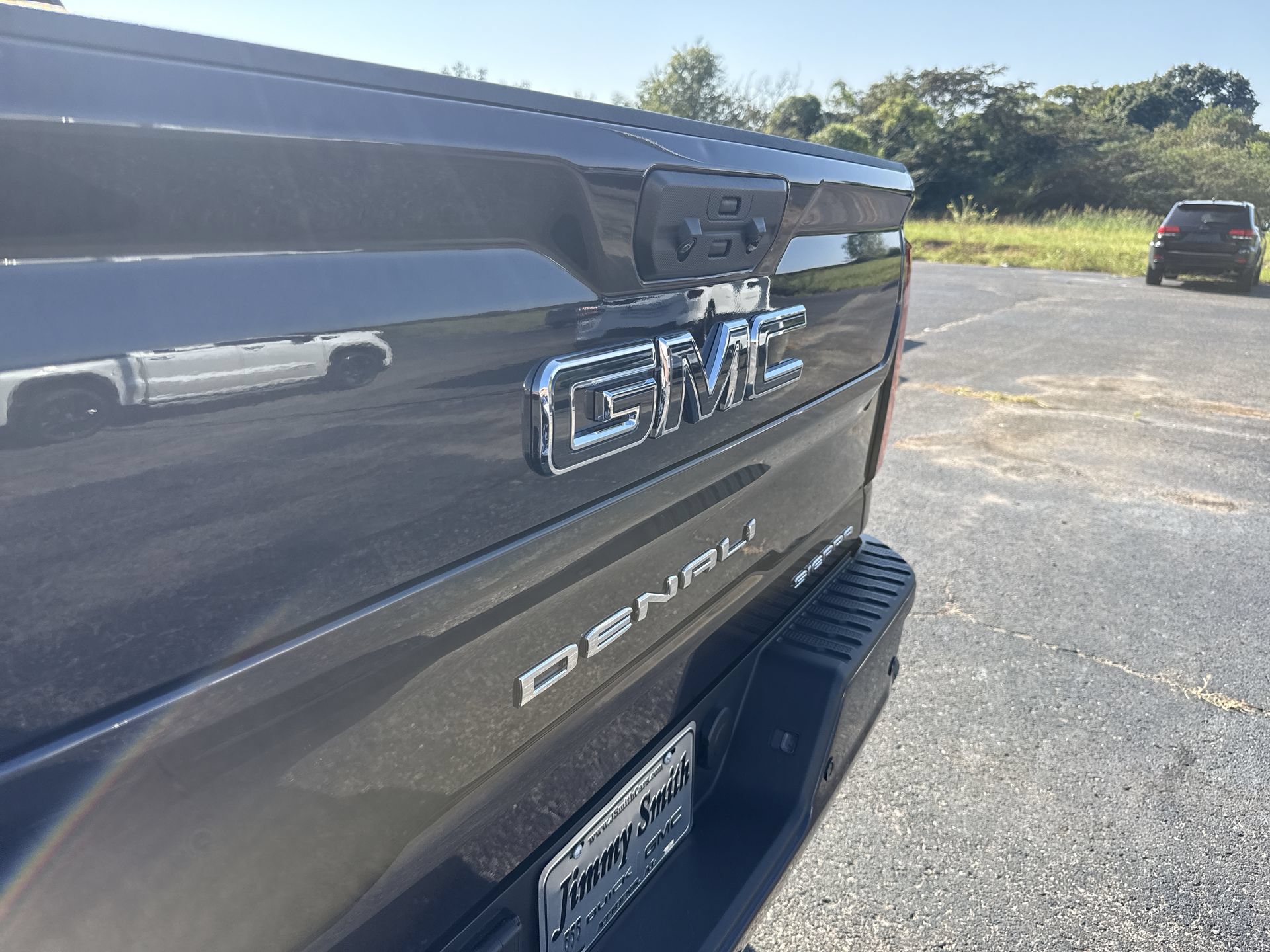 Used 2025 GMC Sierra 2500 Denali Ultimate AWD/4WD image 38