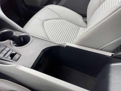 Certified 2023 Toyota Camry SE image 30