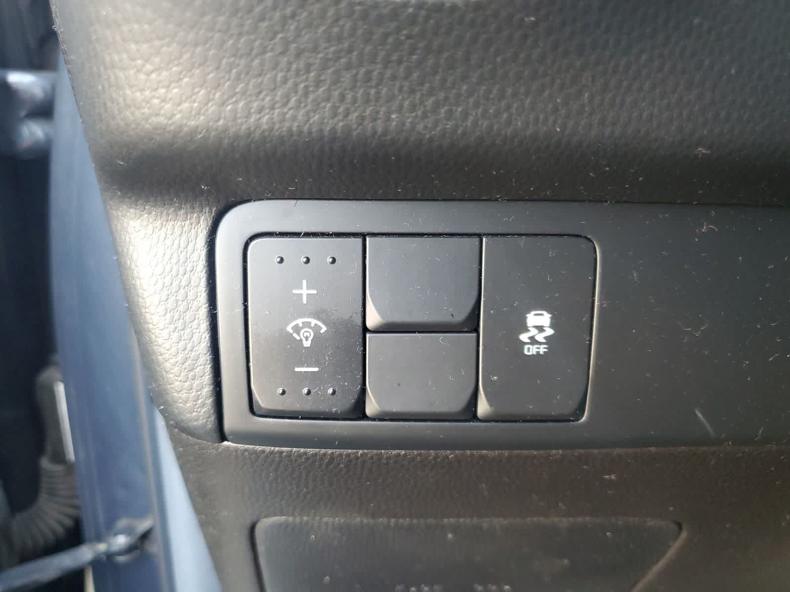 Used 2015 Kia Soul + FWD image 19