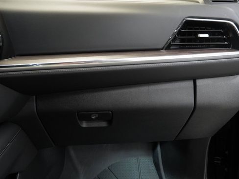 Used 2025 Chevrolet Tahoe LS image 38