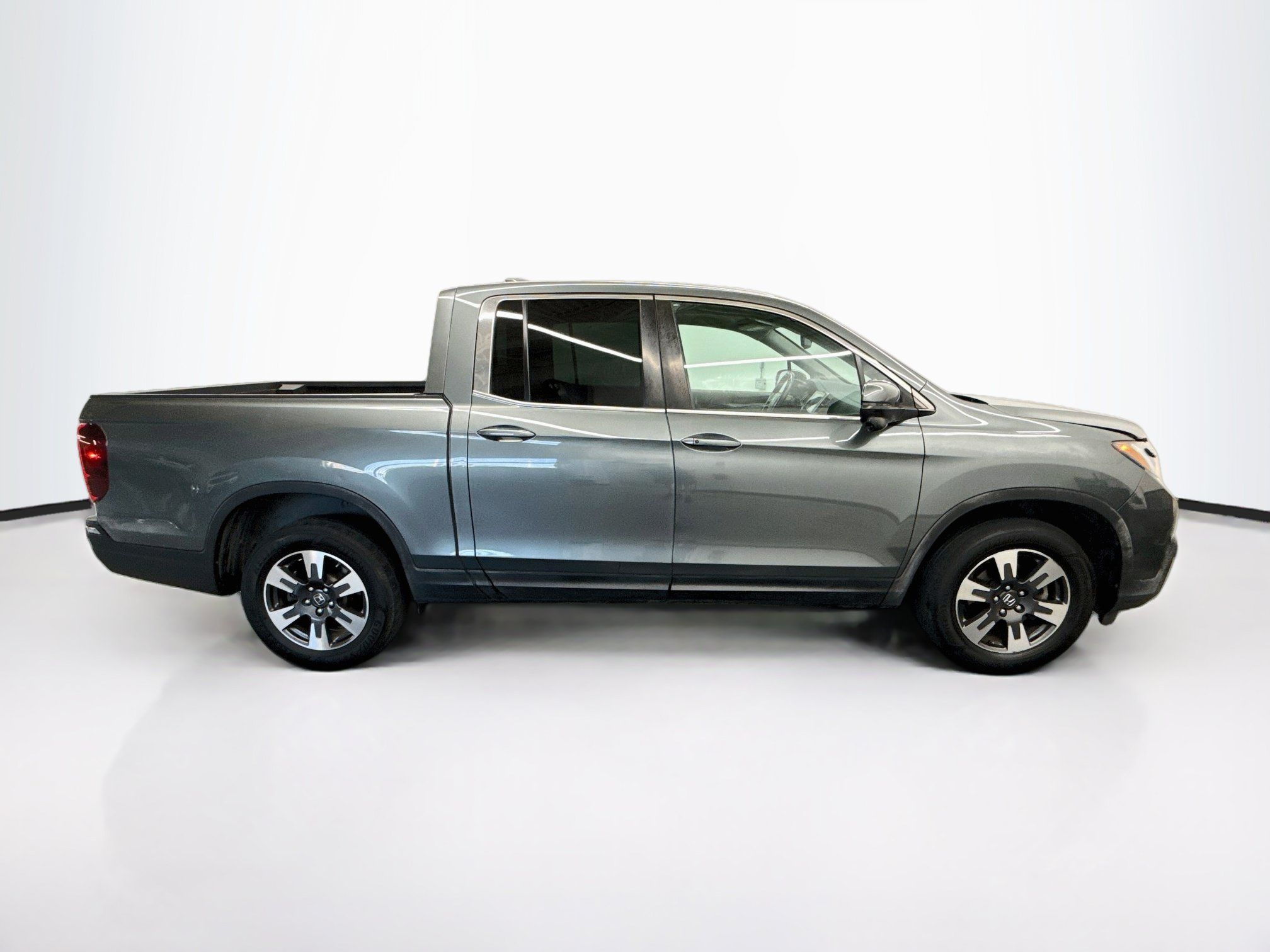Used 2019 Honda Ridgeline RTL-T image 10