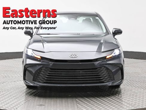 Used 2025 Toyota Camry LE FWD image 2