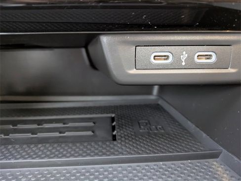 New 2026 Volkswagen Jetta SE image 25