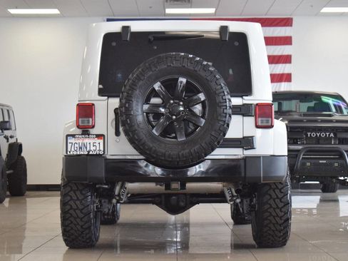 Used 2014 Jeep Wrangler Unlimited Sahara AWD/4WD image 28