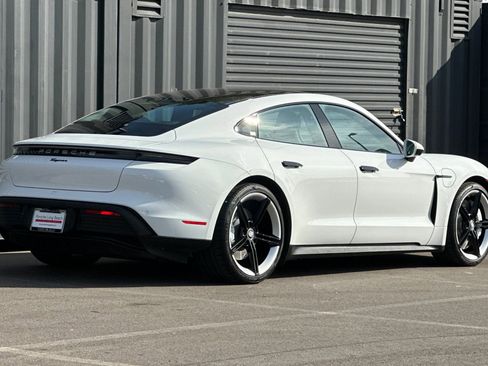 Used 2024 Porsche Taycan image 8
