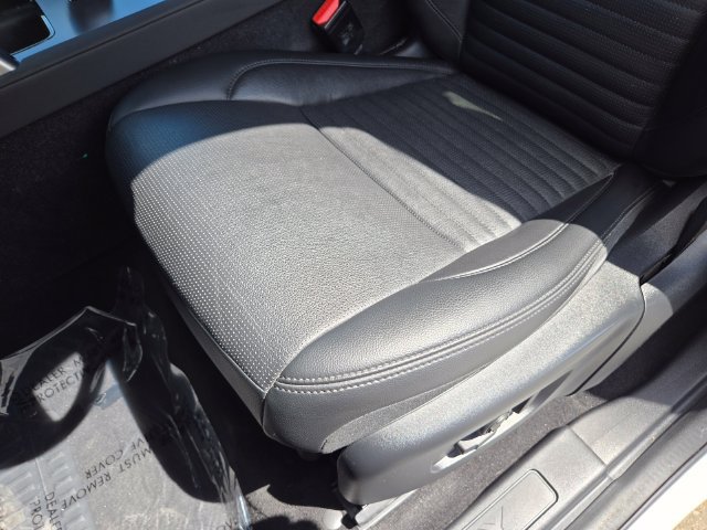 Used 2024 Land Rover Discovery Sport S AWD/4WD image 11
