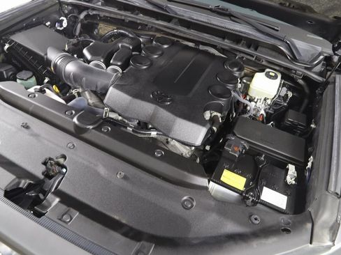 Used 2022 Toyota 4Runner TRD Off-Road Premium image 20