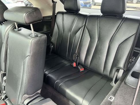 Used 2023 Acura MDX SH-AWD image 12