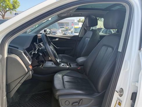 Used 2019 Audi Q5 2.0T Premium Plus w/ Premium Plus Package AWD/4WD image 9