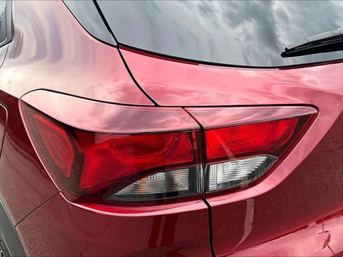 Used 2025 Chevrolet TrailBlazer LT w/ Convenience Package image 60