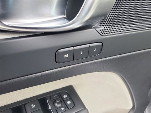 New 2026 Volvo XC40 B5 Plus w/ Protection Package Premier image 11