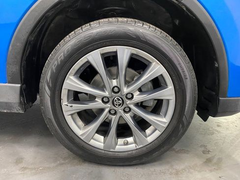 Used 2017 Toyota RAV4 Limited w/ Advanced Technology Package image 16