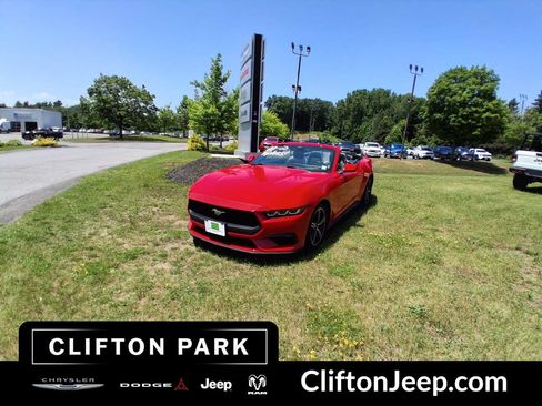 Used 2025 Ford Mustang Premium RWD image 24