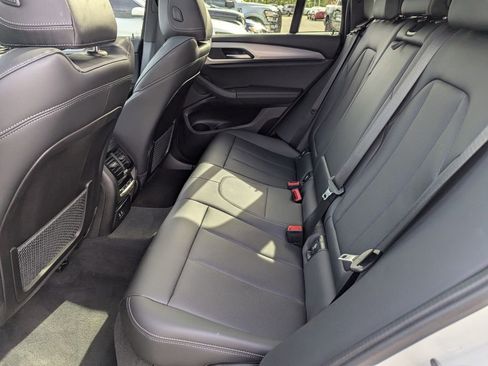 Used 2023 BMW X4 xDrive30i w/ Convenience Package image 18
