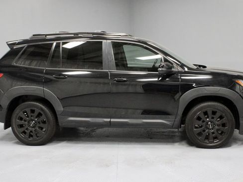 Used 2023 Honda Passport EX-L image 10