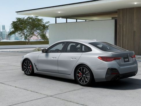 New 2026 BMW 430i w/ M Sport Package RWD image 2