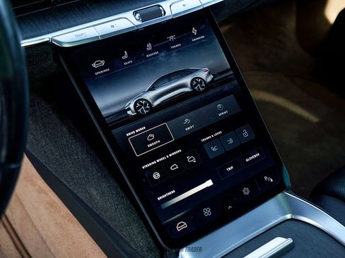 Used 2022 Lucid Air Grand Touring image 16