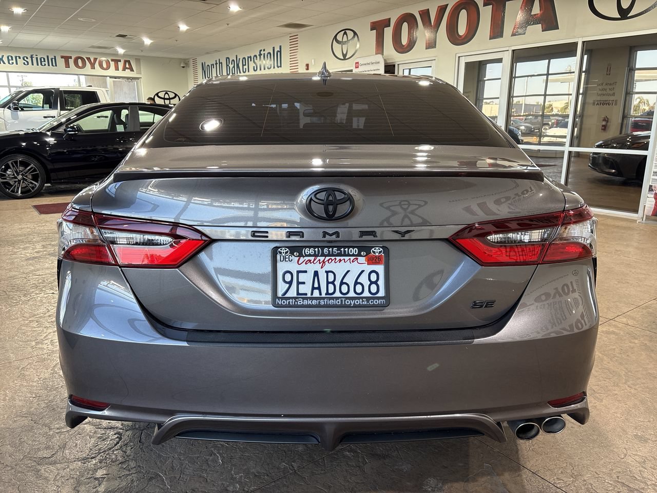 Used 2023 Toyota Camry SE FWD image 9