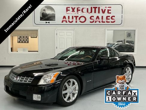 Used 2005 Cadillac XLR image 12